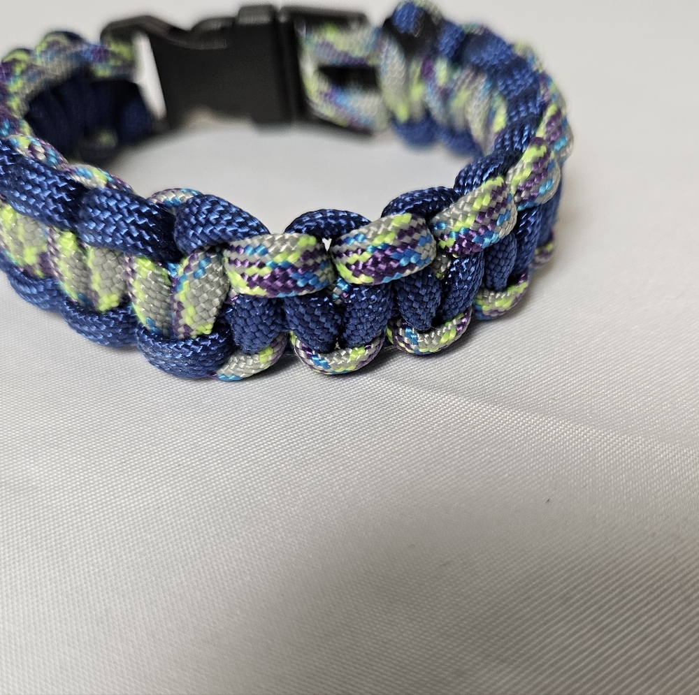 Handmade‎ 550 Paracord Bracelet Size 7.5"